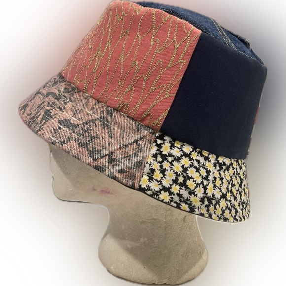 fasTurtle Other - wearable art bucket hat